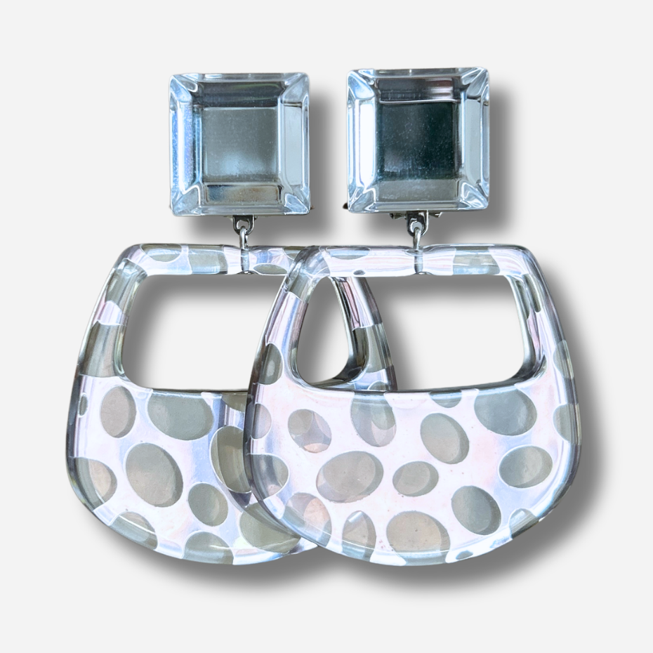 Boucles d’oreilles Veya Silver transparentes à pois argentés Francine Bramli Paris
