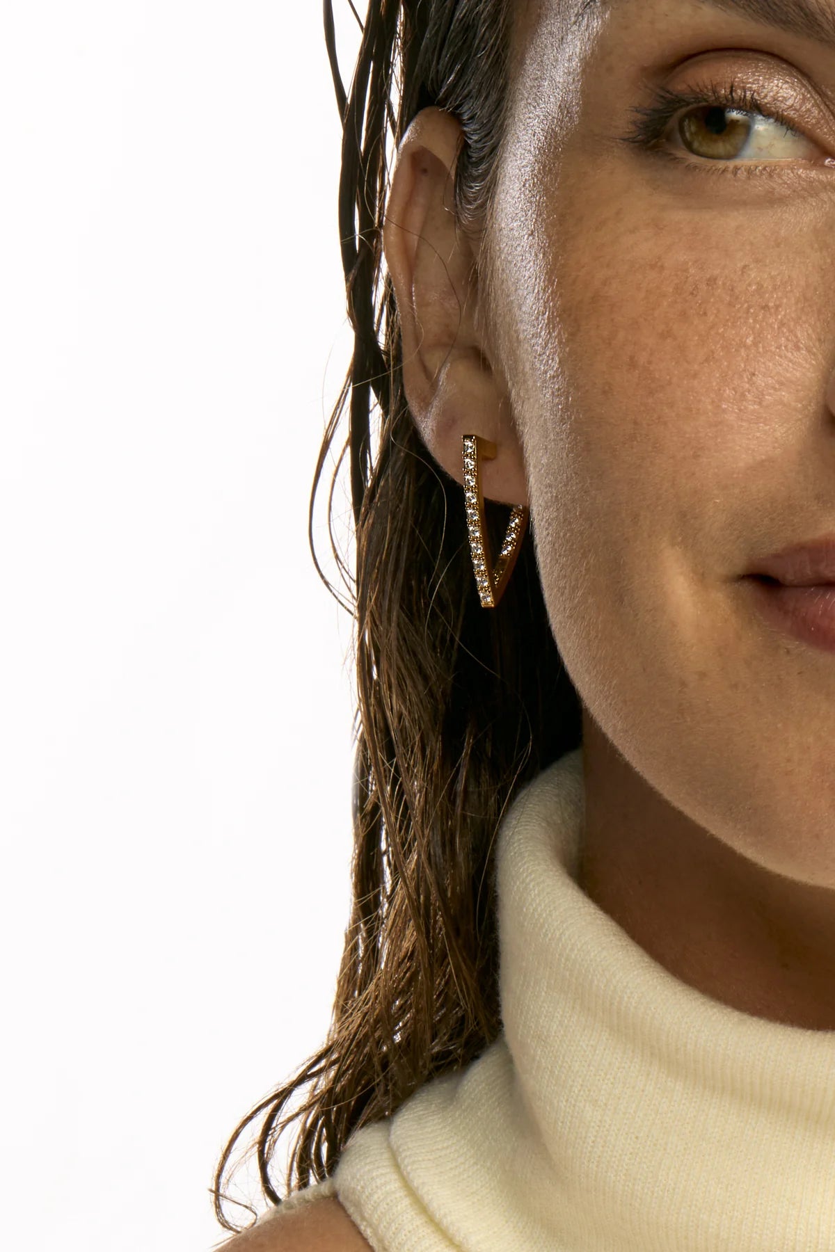 Boucles d’oreilles Vibes Gold MYA BAY triangulaires dorées et strass
