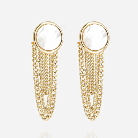Boucles d’oreilles Wida ZAG en acier inoxydable doré avec médaillon en nacre blanche et chaînes pendantes
