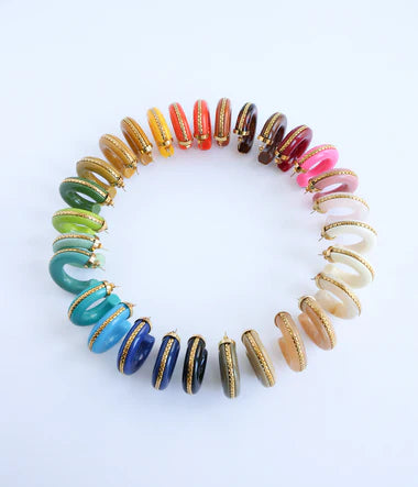 Boucles d’oreilles Zakko ZAG en acier doré et résine ivoire ou écaille