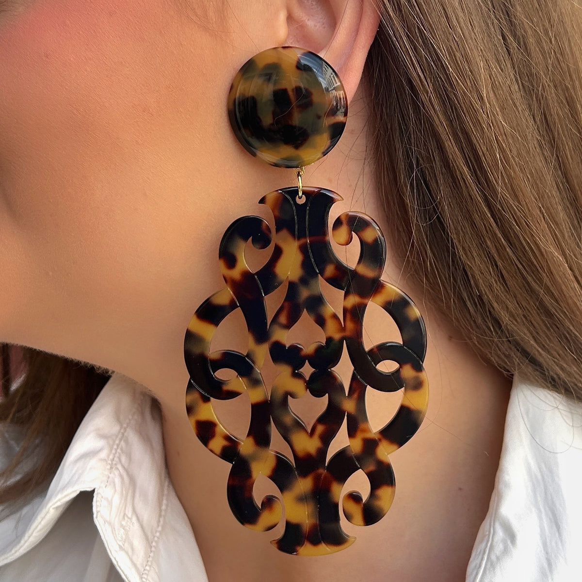 Boucles d’oreilles Sultane XL Écaille de Tokyo Francine Bramli Paris
