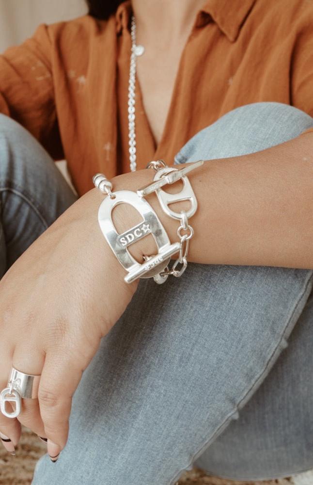 bracelet-1114-ovale-bombe-secret-de-cuir