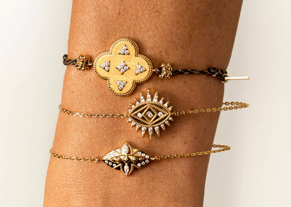 Bracelet Carla Mya Bay porté en accumulation