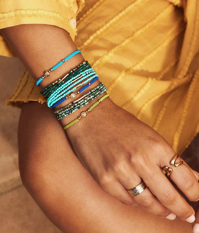 Bracelet Favela ZAG en pierres naturelles facettées multirangs avec fermoir doré