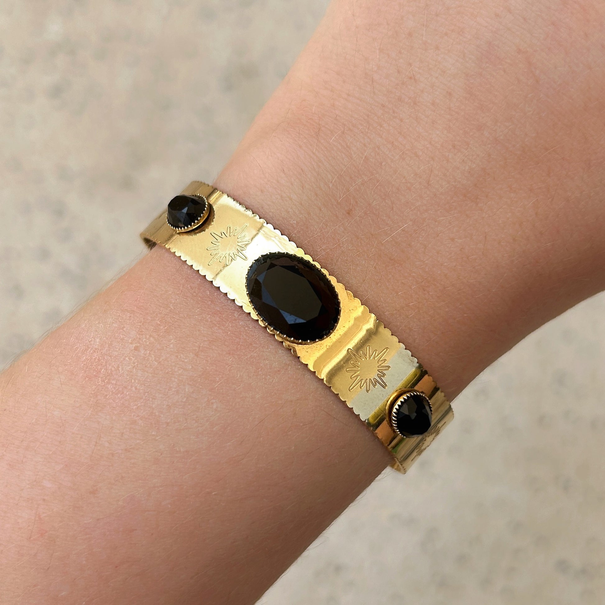 bracelet-ikita-soldes-divinity-sete