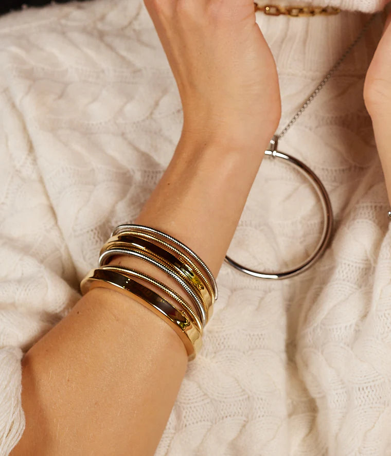 Bracelet jonc Darwin ZAG acier inoxydable argenté ou doré bracelet rigide lisse élégant femme Divinity Sète