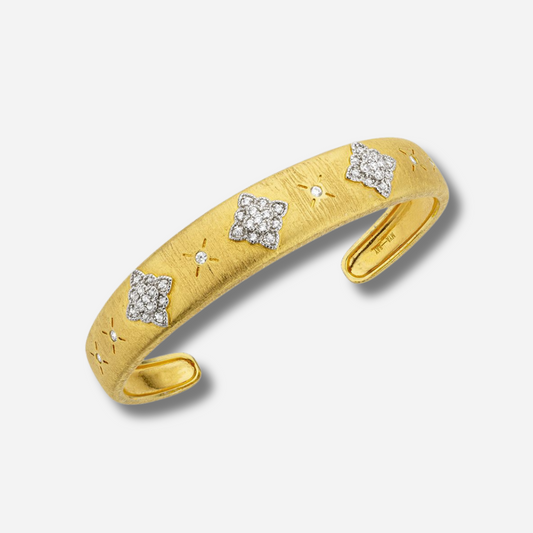 Bracelet jonc Mira Cuff Mya Bay en métal doré avec motifs étoilés