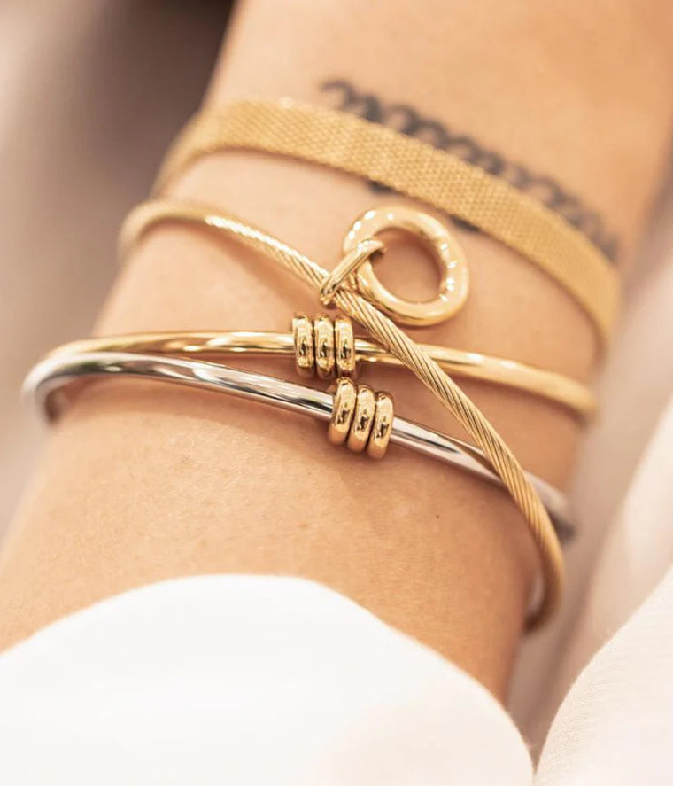Bracelet jonc Pei ZAG acier inoxydable doré jonc ouvert avec embouts boule et anneaux femme Divinity Sète