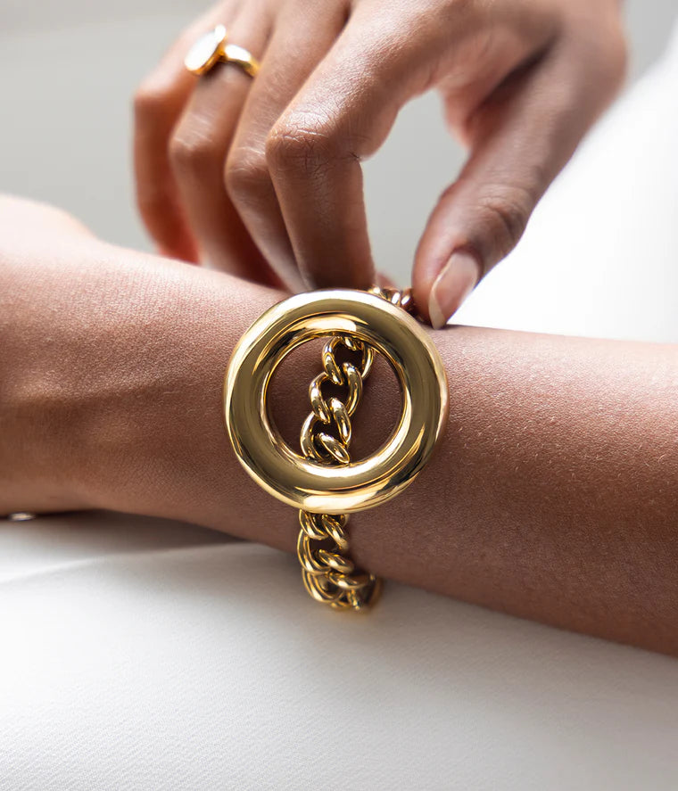 Bracelet Kaelis ZAG acier inoxydable doré chaîne large avec anneau central femme Divinity Sète