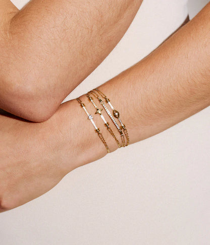 Bracelet Lauria Zag porté au poignet