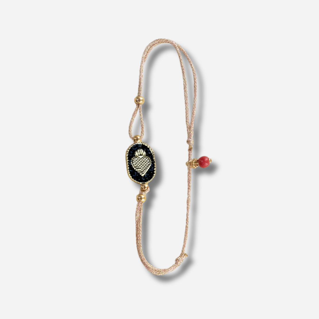 Bracelet Nonza Ex-Voto Noir Amadrina Corse avec cœur doré, paillettes noires et perle de corail

