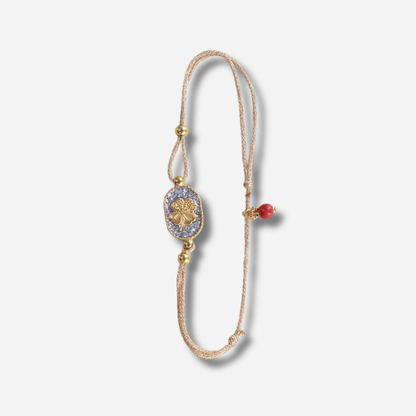 Bracelet Nonza Trèfle Argent Amadrina Corse avec médaillon argenté pailleté et trèfle doré
