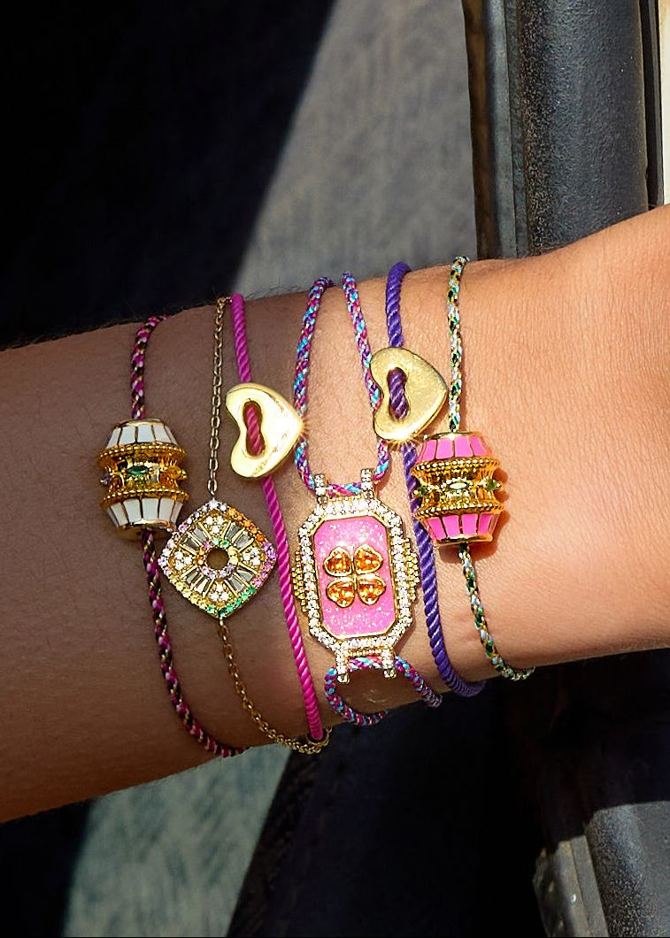 Bracelet Purple Corazon Mya Bay porté au poignet