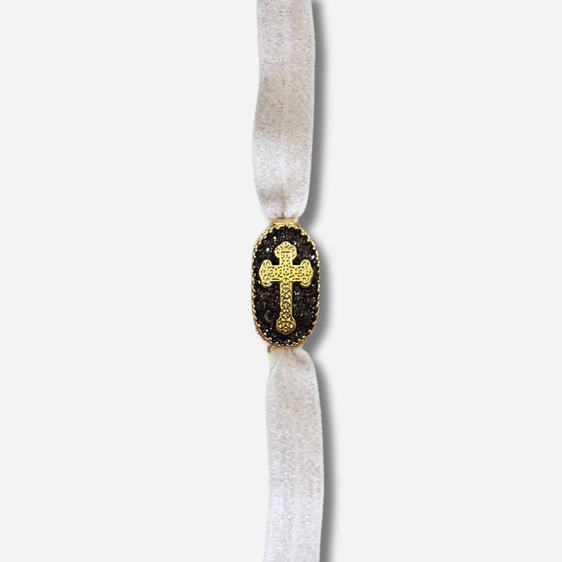 Bracelet Saleccia Croix Noir Amadrina Corse avec médaillon noir pailleté et croix dorée
