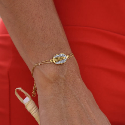 Bracelet Santa Giulia Madone Argent Amadrina en acier inoxydable doré à l'or fin 18K avec Madone dorée, pavage de paillettes argentées et perle de corail naturelle