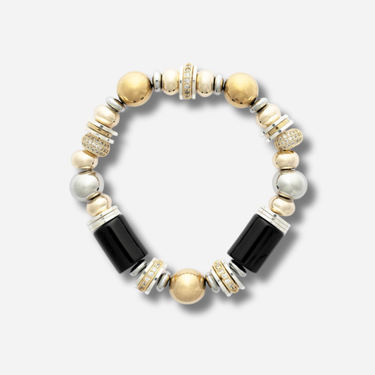 Bracelet Sigal Nefertiti Noir porté – style contemporain