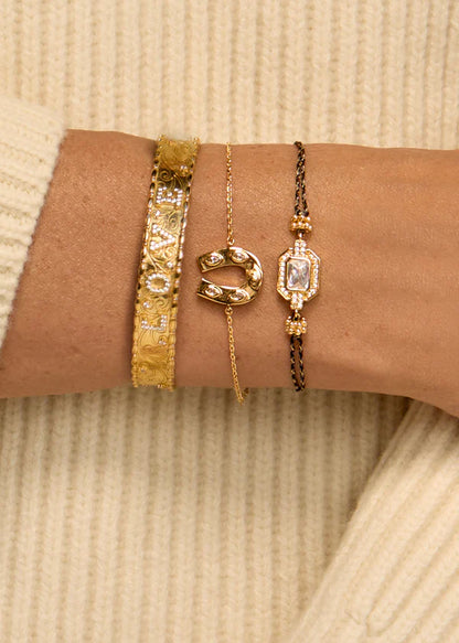 Bracelet Texas Horseshoe Mya Bay porté au poignet
