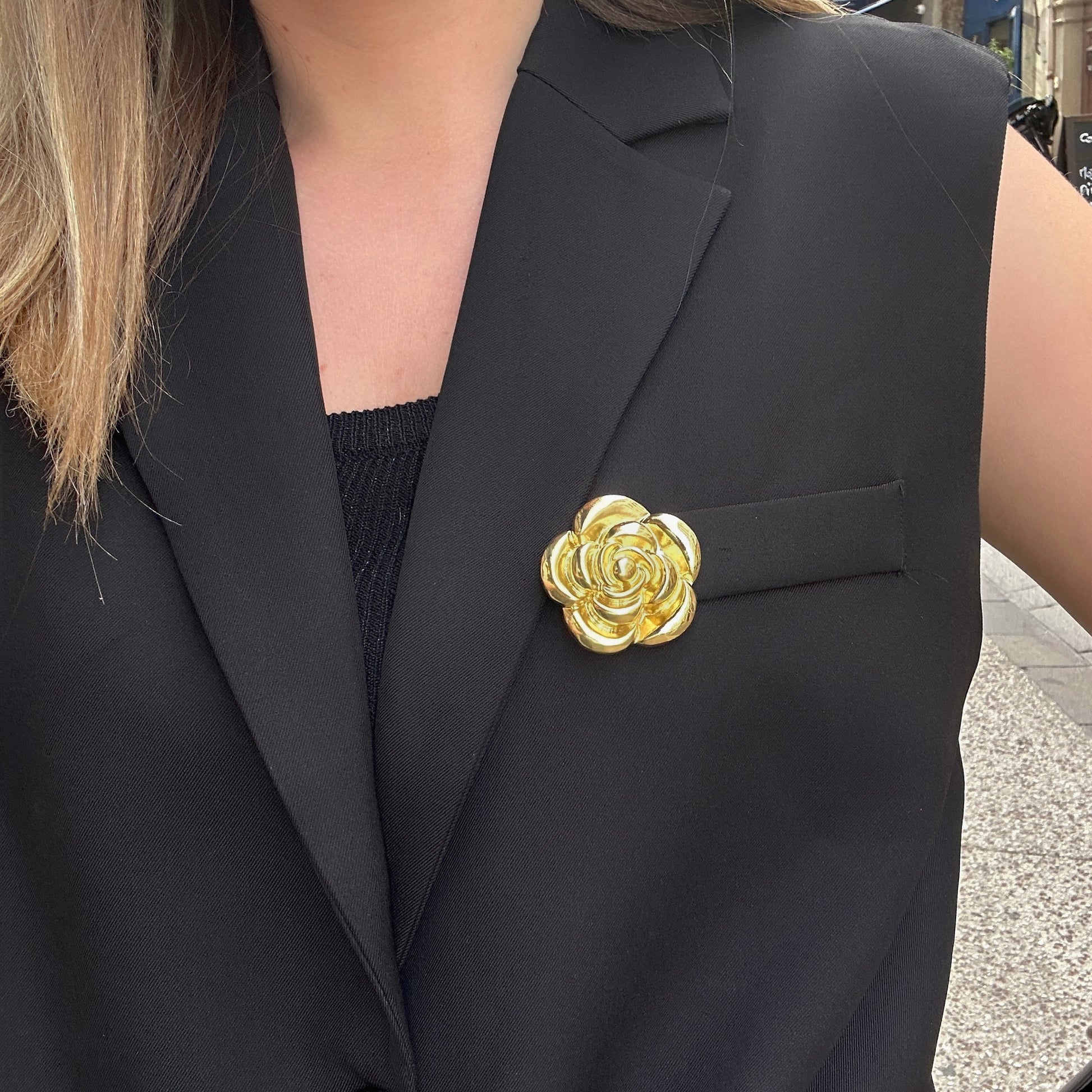 broche-aimantee-fleur-dore-divinity-sete