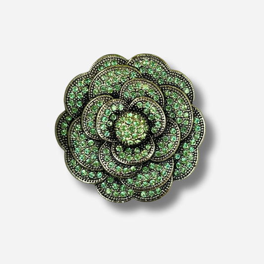 Broche bijou femme camélia verte pavée de strass verts