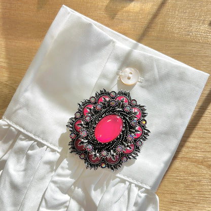 Broche bijou femme rosace rose élégante et originale