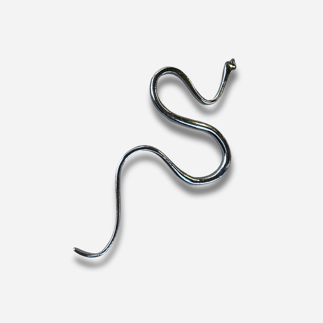 Broche bijou femme serpent argenté