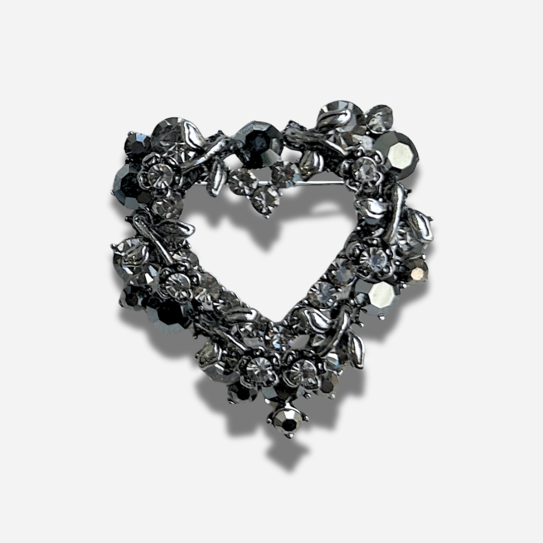 broche-coeur-noir-divinity-sete