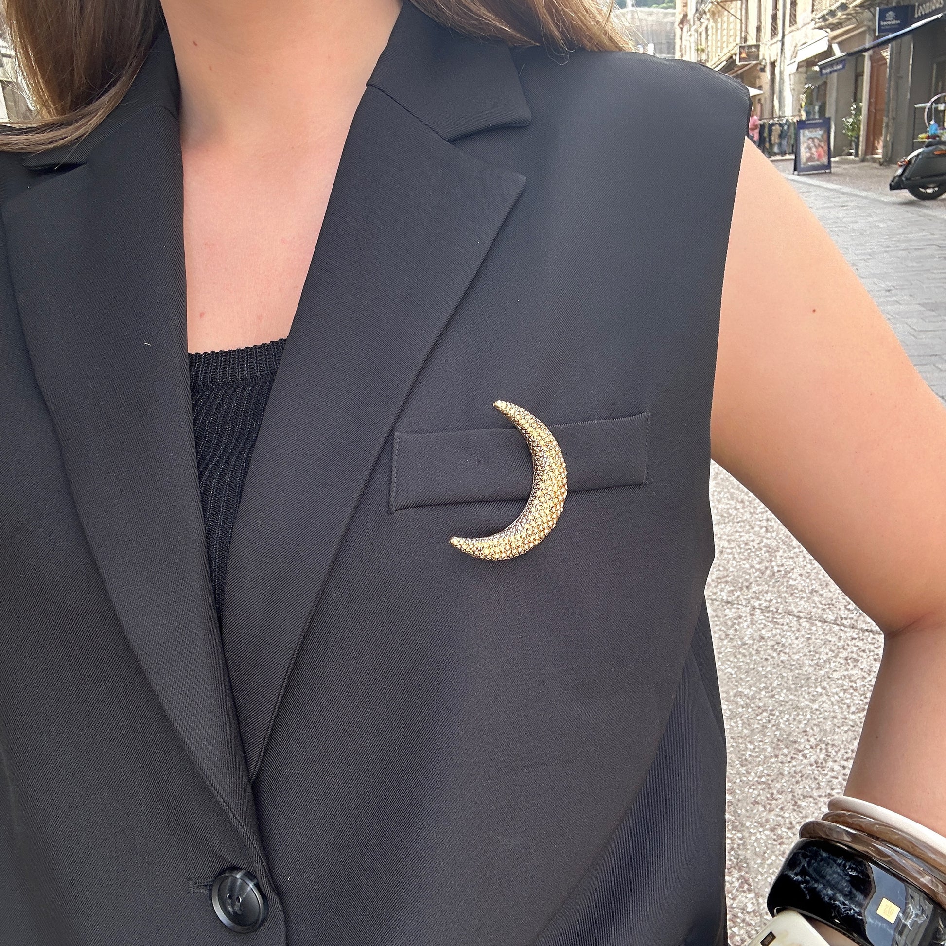 broche-croissant-de-lune-divinity-sete