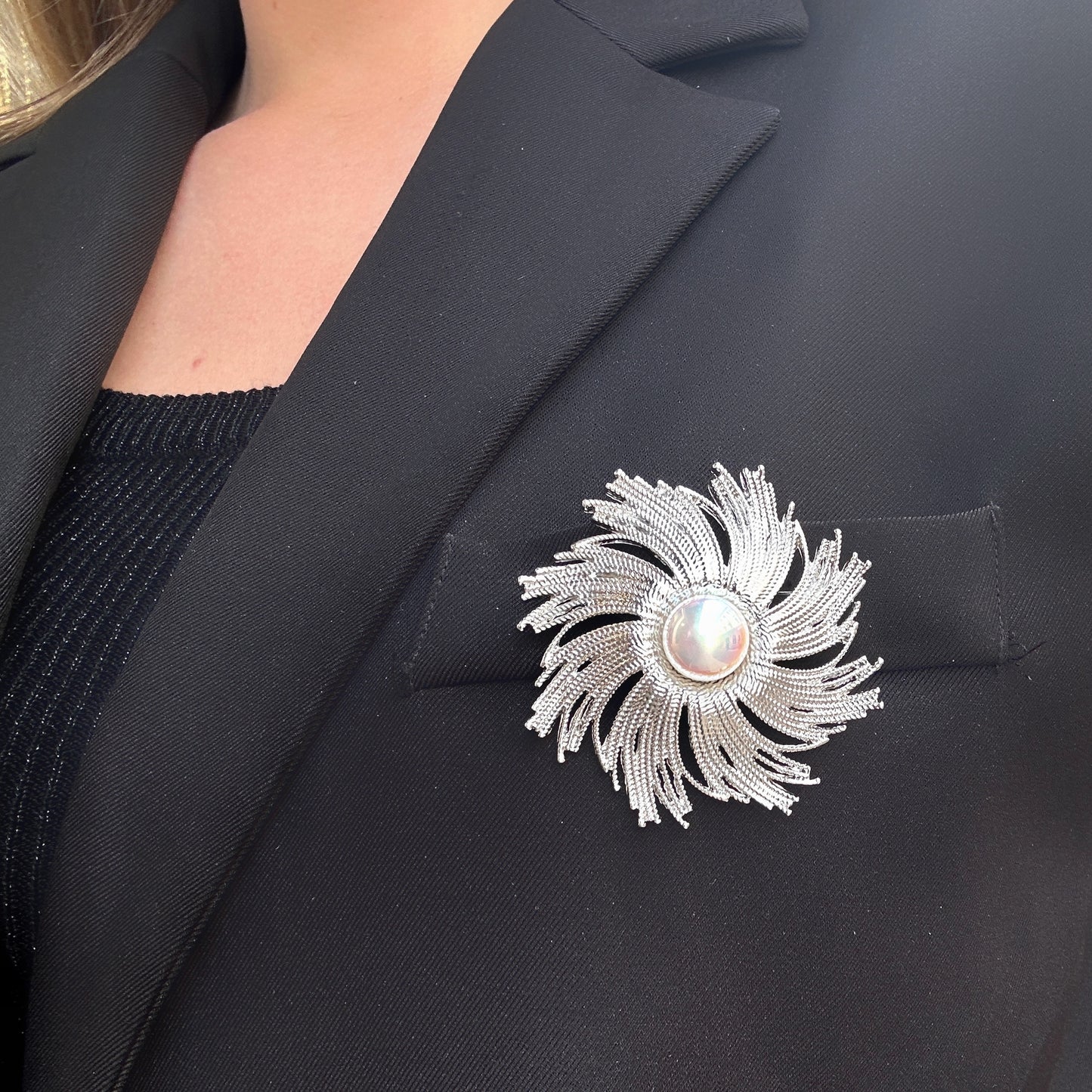 broche-etincelle-ensoleille-divinity-sete