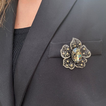 broche-fleur-argent-beige-divinity-sete