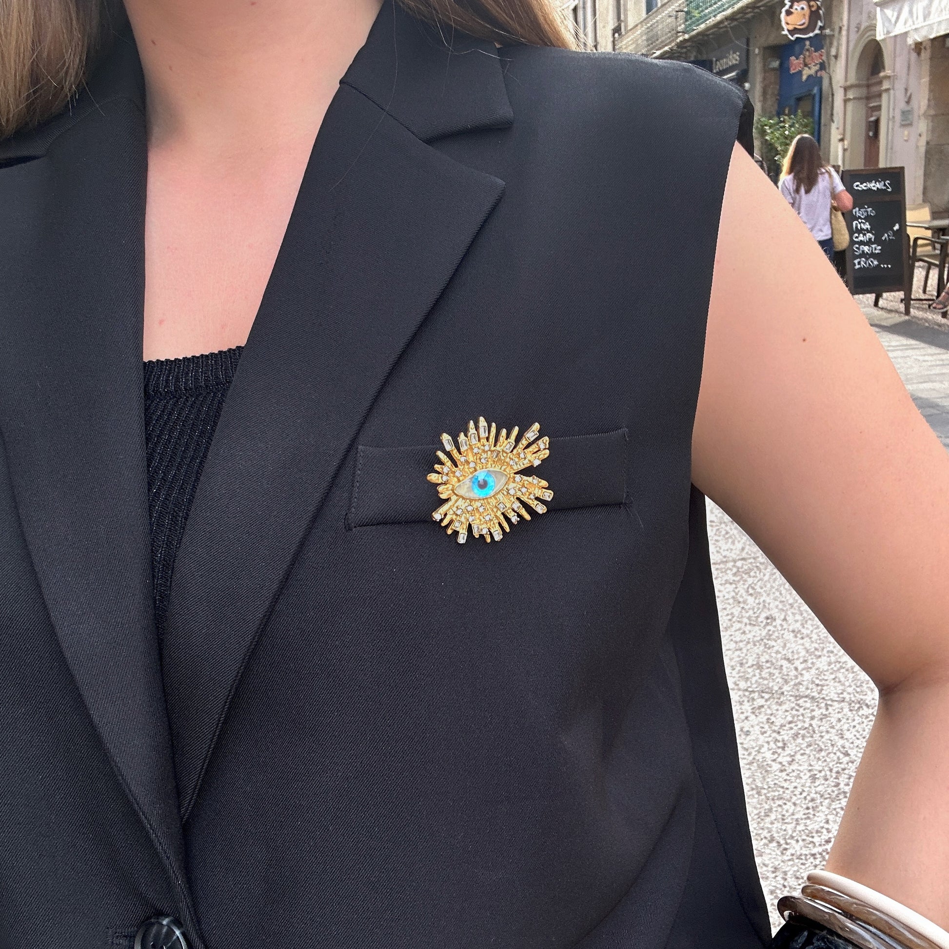 broche-oeil-strass-divinity-sete