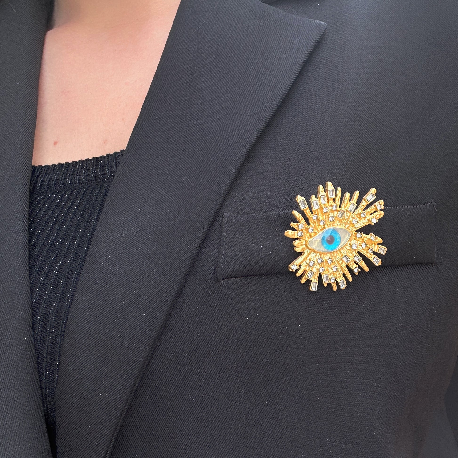 broche-oeil-strass-divinity-sete
