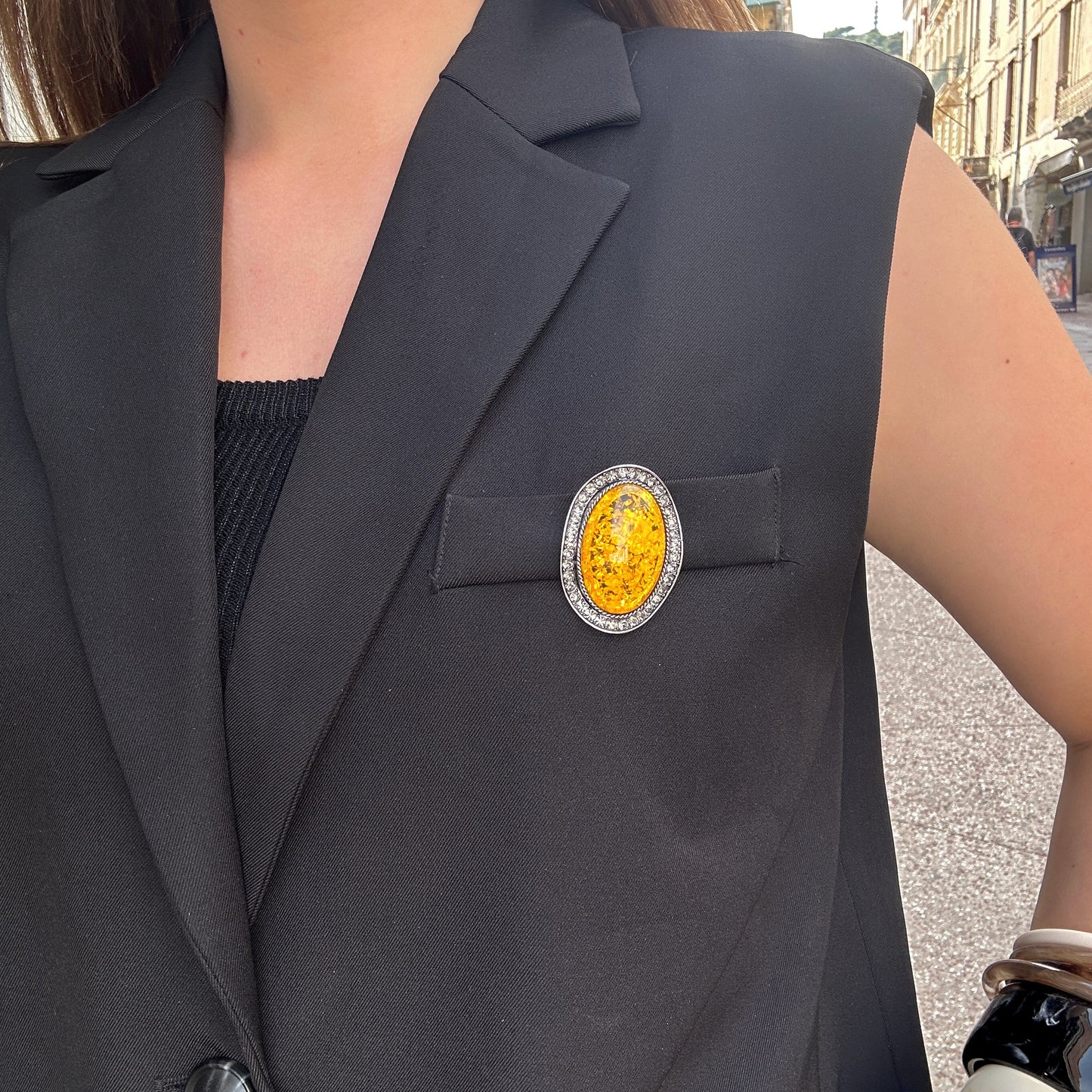 broche-ovale-jaune-divinity-sete