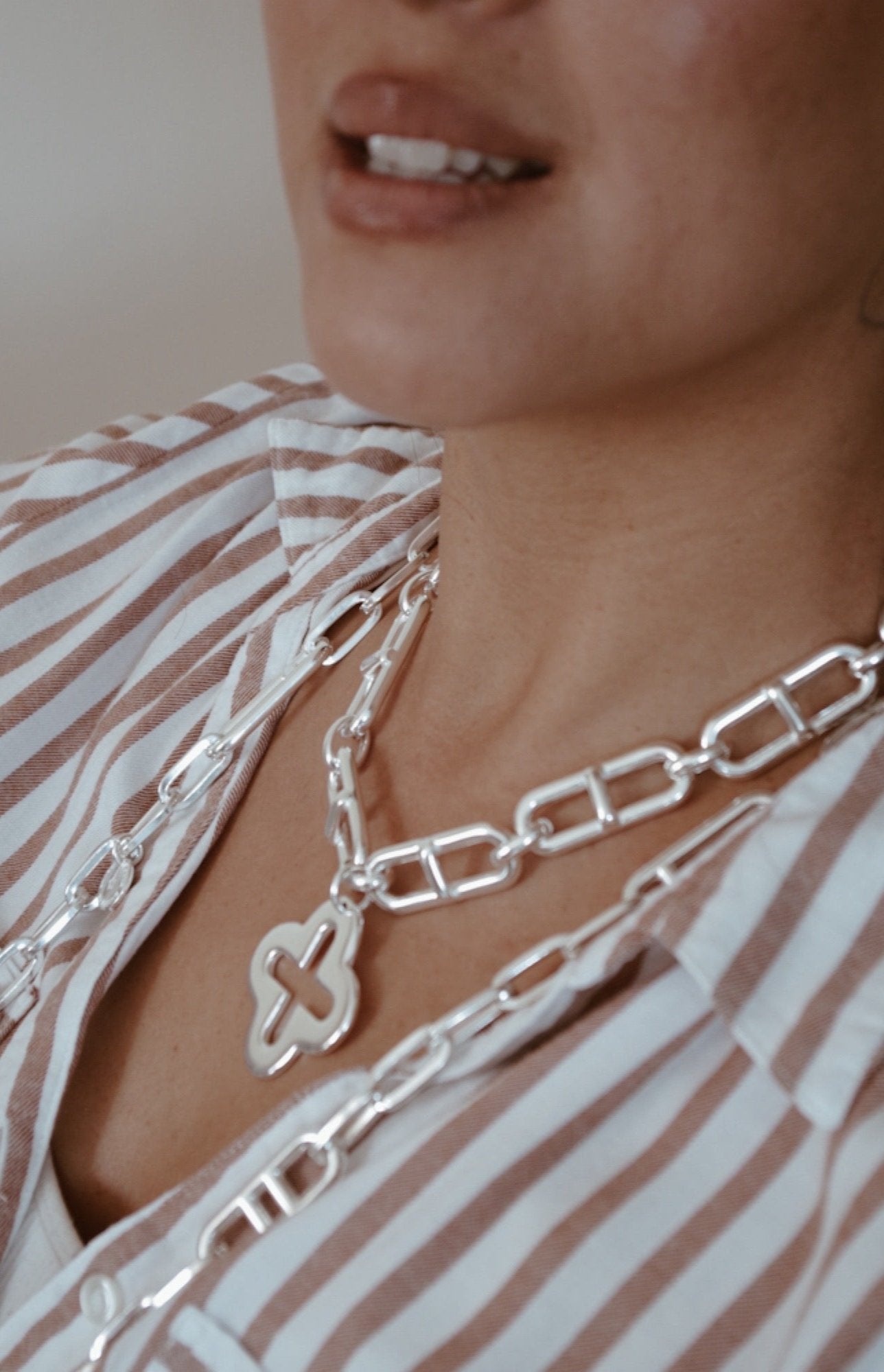 collier-1354-trefle-secret-de-cuir