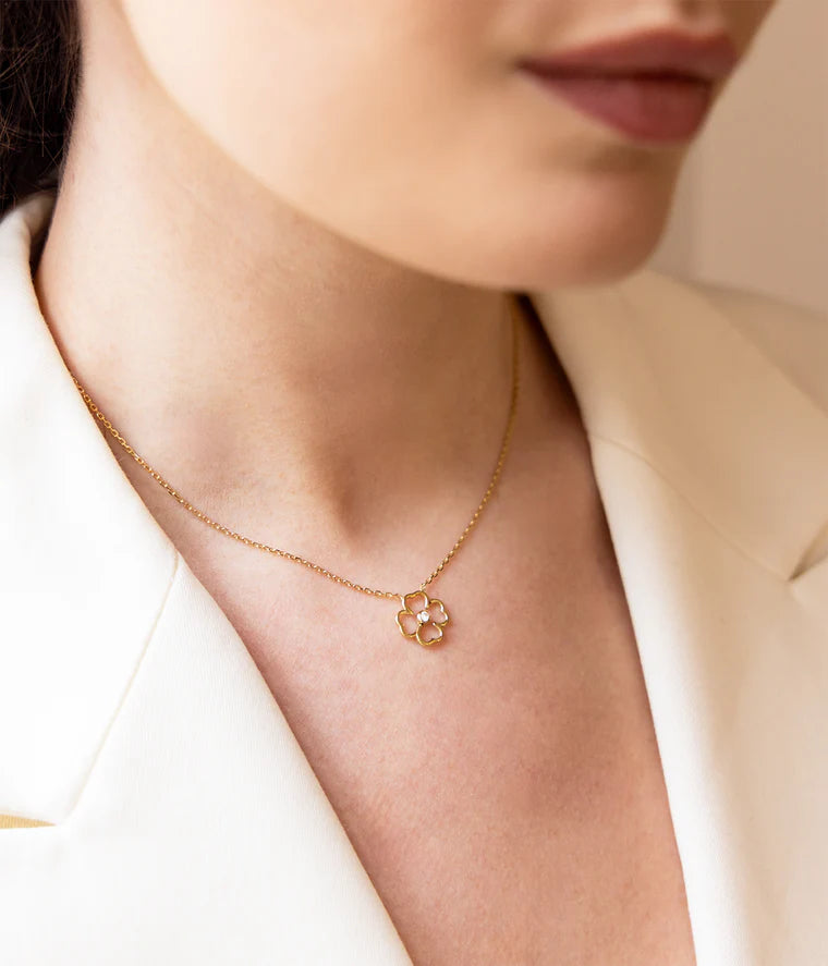 Collier Adone ZAG fleur nacre zircon acier inoxydable doré bijou femme Divinity Sète