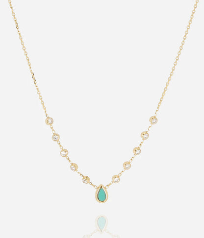 Détail du pendentif goutte du collier Adrano Zag
