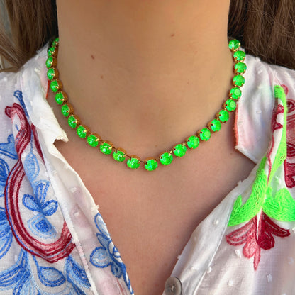 Collier vert fluo Crézus pierres facettées