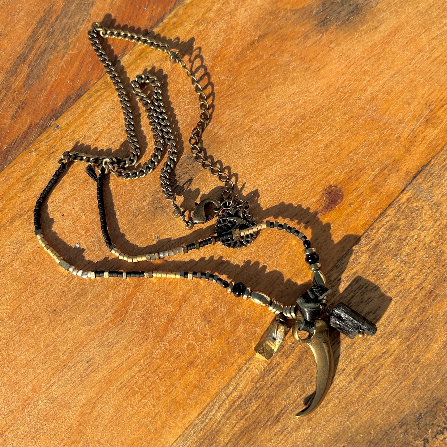 COLLIER - CHASSE SAUVAGE