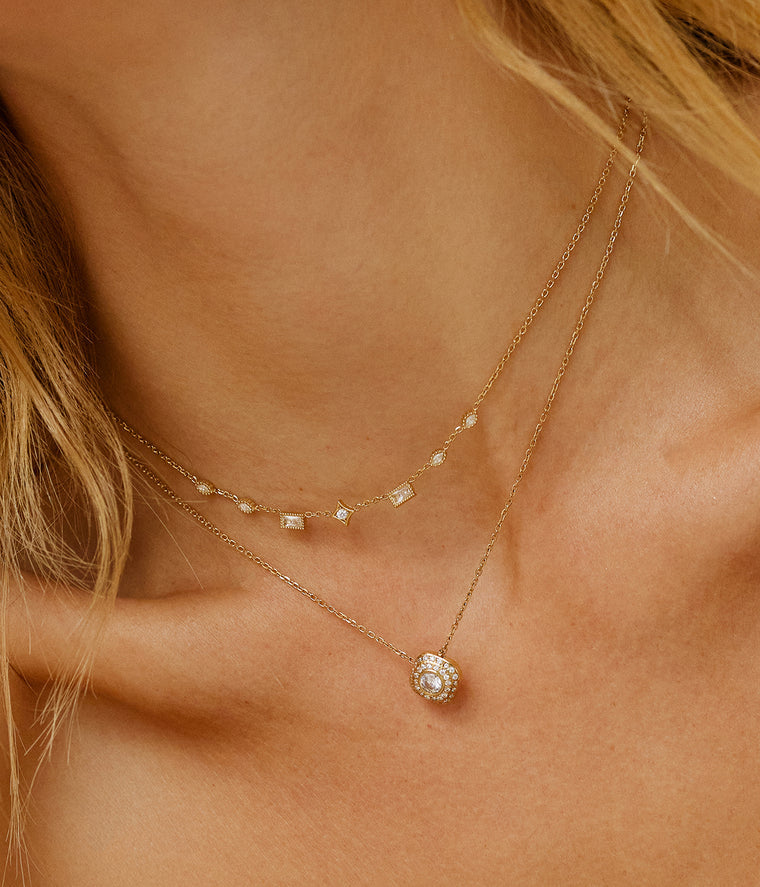 Collier Ermi ZAG acier doré pendentif zirconiums pavé bijou femme élégant Divinity Sète