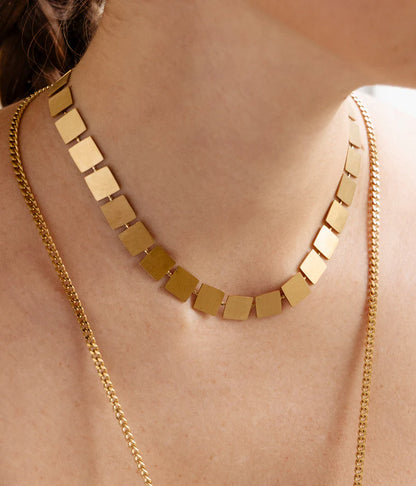 Collier Galeria ZAG acier doré plaques carrées articulées bijou femme tendance Divinity Sète