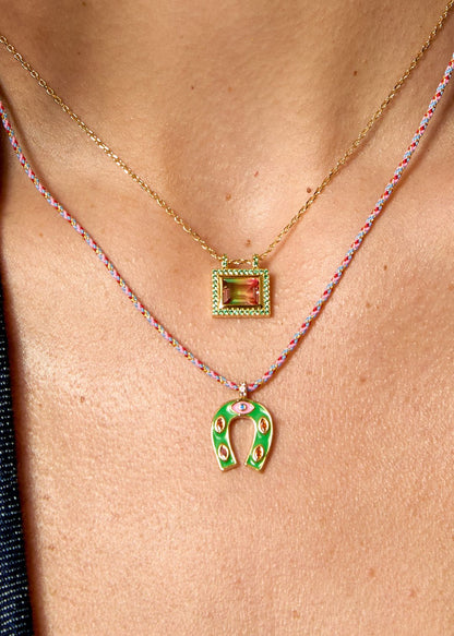 Collier Green Watermelon El Paso Mya Bay porté au cou