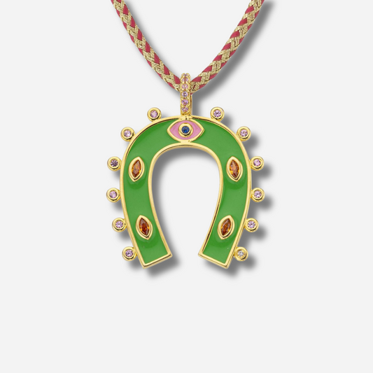 collier-greenhorseshoe-myabay-divinity-sete