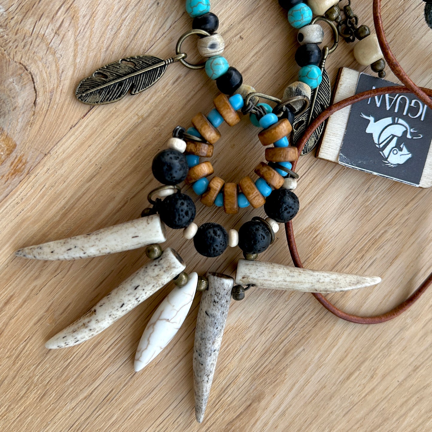 COLLIER - TRIBAL SAUVAGE