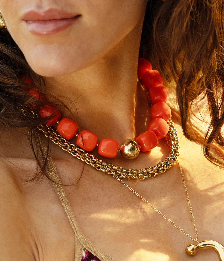 Collier Laios ZAG perles résine colorées boule dorée collier tendance femme Divinity Sète