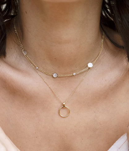Collier Mini Pipelette ZAG anneau acier doré collier minimaliste femme Divinity Sète