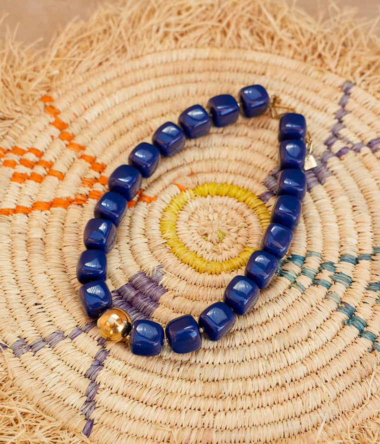 Collier Oedipe ZAG perles colorées résine avec bille dorée femme Divinity Sète