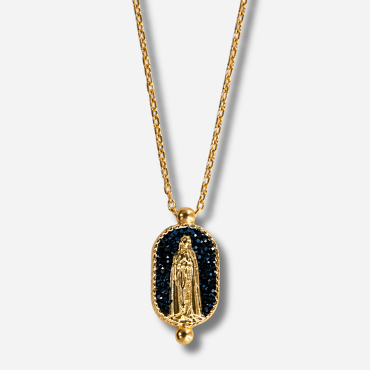 Collier Santa Giulia Madone Noir Amadrina Corse avec Madone dorée et médaillon en paillettes noires
