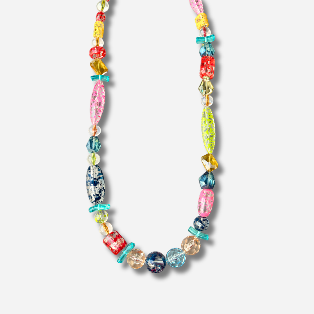 Collier Sautoir Multi Pop Francine Bramli Paris avec perles multicolores graphiques et translucides