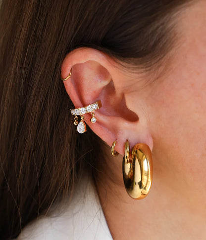 Ear Cuffs Casalini ZAG vendus par paire en acier inoxydable doré ou argenté avec zirconiums et pampilles