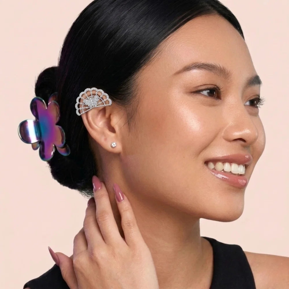 Earcuff Butterfly GELA argent 925 porté sur l’hélix sans perçage
