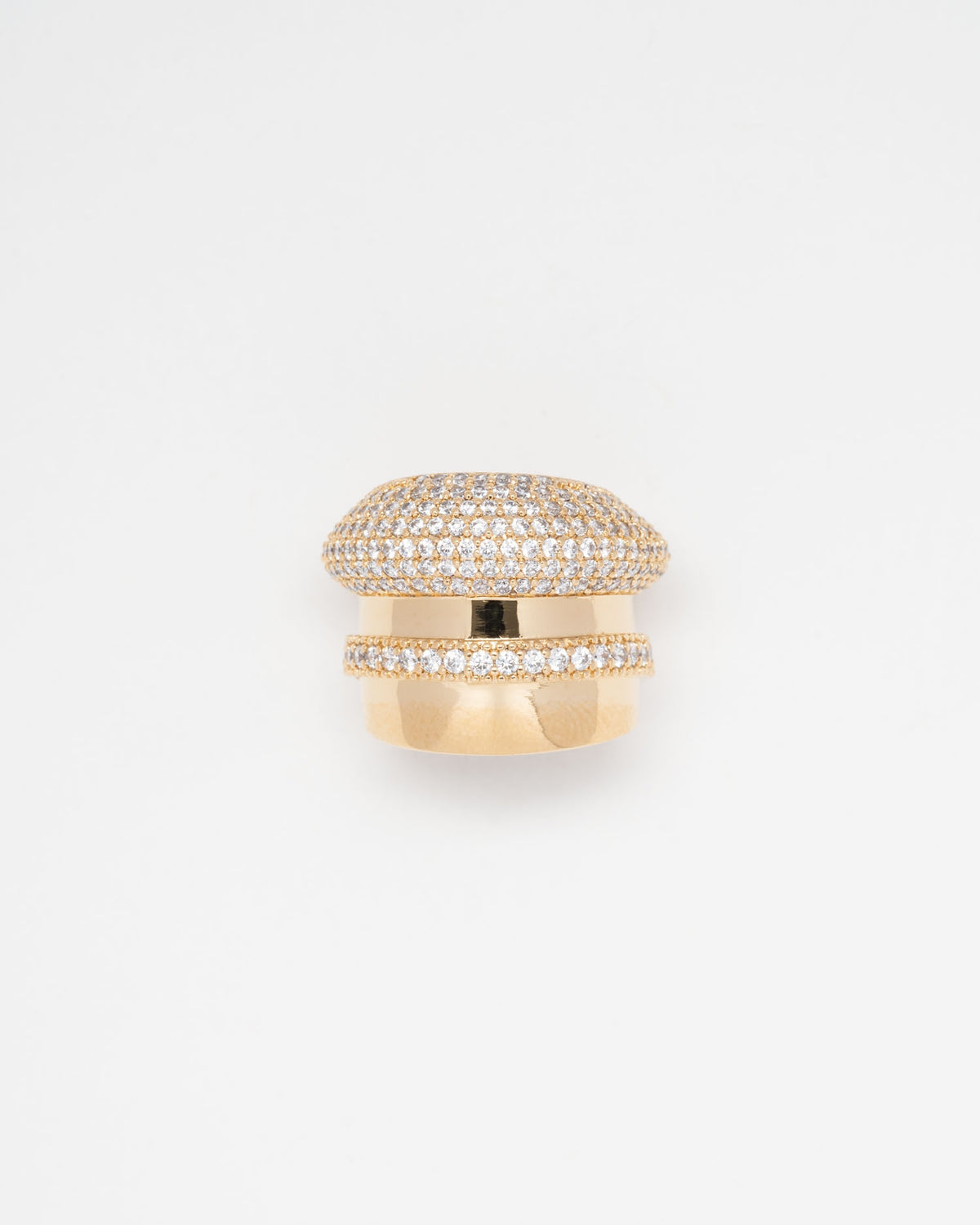 Earcuff femme Izza Sigal doré sans piercing serti de cristaux – Divinity Sète